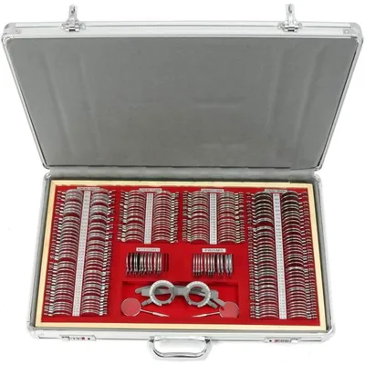 Zdjęcie produktu dla Zestaw soczewek testowych, 266 elementów – Zestaw soczewek optometrycznych – Profesjonalne badanie wzroku – Metalowe okulary testowe – 57×36×9,5 cm – 6,6 kg