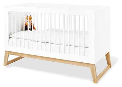Produktbild von Pinolino Kinderbett 'Bridge' 140 x 70 cm Edelmatt: MDF Uni, weiß lackiert und massiv, Esche klar lackiert