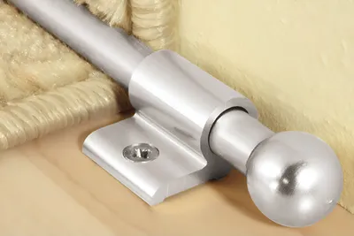 Produktbild von Effector Teppichstangen aus eloxiertem Aluminium - elegante Treppenläuferstange - (2 Endkappen Rund Silber) Teppichstange Kappe Dekoration Stufenleisten
