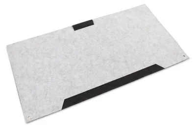 Obrázok produktu pre Podložka na písací stôl z plsti 62x33 cm s držiakom na perá a priehradkami na papier svetlosivá
