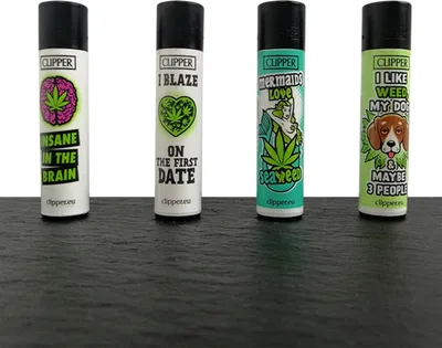 Image de Briquets Clipper - Lot de 4 : Weed Slogan #4