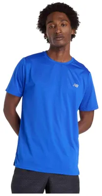 Productafbeelding van T-shirt New Balance Camiseta New Balance Sport Essentials manga corta azul cielo voor Uni