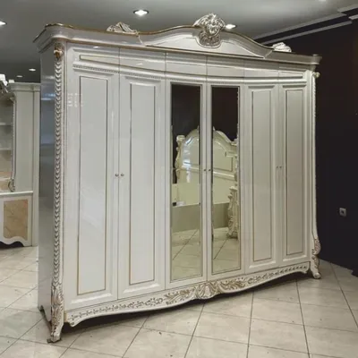 Produktbild von Casa Padrino Luxus Barock Schlafzimmerschrank Weiß / Gold 290 cm - Schlafzimmer Möbel