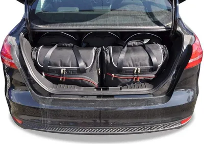 Produktbild von Ford Focus Limousine 2011-2018 Kofferraumtaschen Set 5 Stk