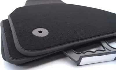 Immagine prodotto di Tappetini per Mazda CX-60 da 2022 tappetini velours in qualità originale tappetini auto tappeto nero 4 pezzi