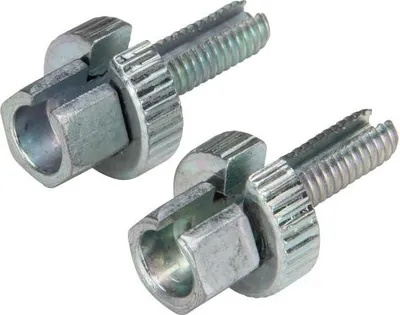 Productafbeelding van 2x Stellschroef voor Bowdenkabel M6x30, geschikt voor Simson S50, S51, S53, S70, S83, KR50, KR51, Schwalbe, SR50, SR80, SR4, Star, Sperber, Habicht