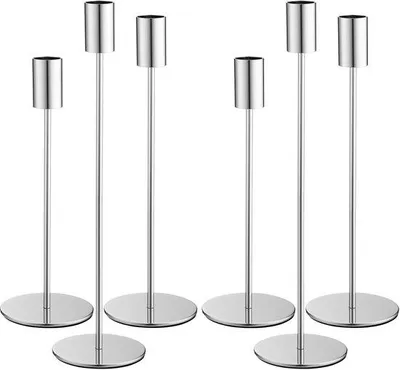 Imagen del producto de Uniqoos®: Juego de 6 candelabros de metal plateado, resistentes a la corrosión y a la decoloración. Incluye 3 alturas (33/28/23 cm) y almohadillas de terciopelo para decoración de mesas
