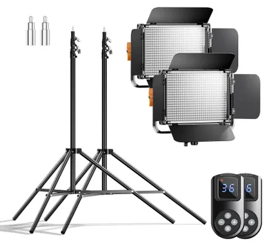 Immagine prodotto di Set da 2 Walimex pro LED Niova 600 Daylight con treppiedi, comprendente luci a pannello da 36 W e treppiedi regolabili in altezza
