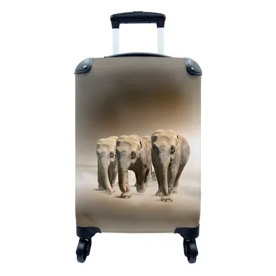 Produktbild von MuchoWow® Koffer Handgepäck Trolley Rollkoffer Kleine Reisekoffer mit 4 Rollen - Elefanten - Tiere - Nebel - Cabin Size < 55x40x23 cm & 55x40x20 cm - Fotokoffer - Kabinenkoffer - Boardgepäck - Reise-Box - Reisekoffer - Reisegepäck - Koffer mit Bild - Trolley für Kinder