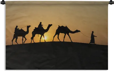 Produktbild von MuchoWow® Wandteppich Wandbehang Silhouette von Kamelen in Indien 120x80 cm Tapisserie Dekoration Wandtuch - Wanddekorationen - Wandtücher