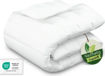 Produktbild von Bettdecke / Steppbett, 135x200 cm, 1.100 g Polyesterhohlfaser, Längssteppung
