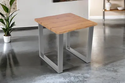 Produktbild von Esstisch Josy | 80 x 80 cm | Holz Wildeiche-Optik | U-Gestell Metall Silber | 40 mm Tischplatte mit Baumkante | Tisch für Esszimmer & Küche