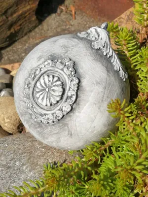 Immagine prodotto di Palla decorativa shabby con cornice barocca grande fiore, grigio