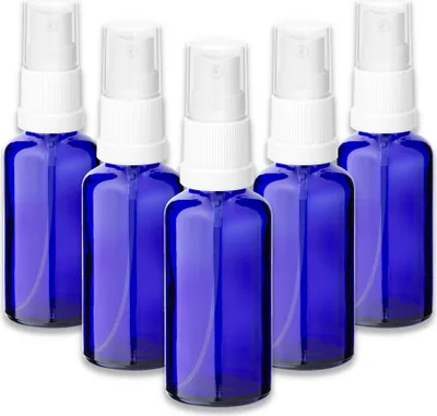 Produktbild von 5x Blaue Glasflasche 50 ml mit weißem Zerstäuber Sprükopf Pumpspray