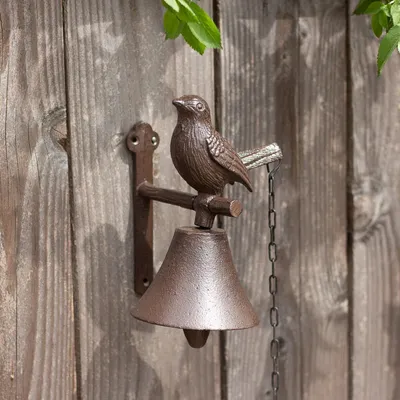 Produktbild von Glocke im Landhausstil, Gartenglocke mit Vogel, Wandglocke mit Kettenzug