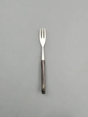 Produktbild von Tischgabel mit schwarzem Griff aus Technopolymer