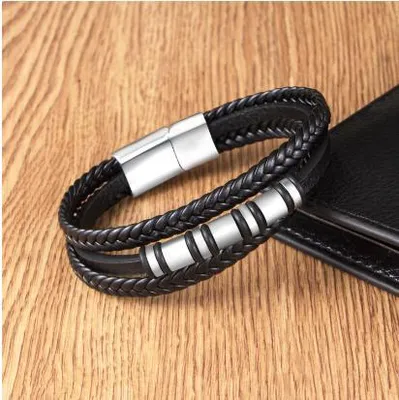 Zdjęcie produktu dla Bransoletka meska skorzana czarna pleciona stal 316L magnes 21cm prezent