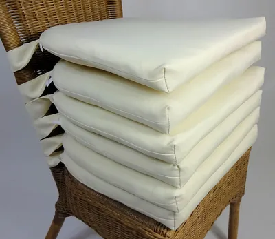 Produktbild von Set 6 x Stuhlkissen / Sitzkissen Marina halbrund mit Schleife 42 x 45 cm Dicke 5 cm , Fb. natur , Polyester