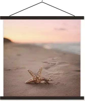 Produktbild von MuchoWow® Textilposter Seestern - Strand - Farben 120x120 cm mit schwarzem Rahmen - Aufhängungsset