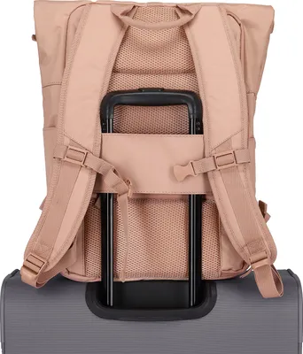 Image de travelite sac à dos de loisirs sac à dos pour ordinateur portable Basic Rollup Backpack 35L Powder Pink saumon