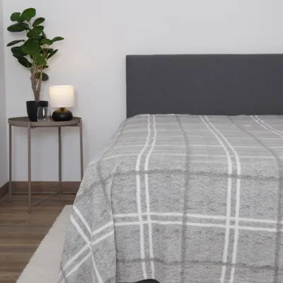 Produktbild von Kuscheldecke ( Grau ) XXL - 220x240cm - hochwertige Fleecedecke, große weiche Wohndecke Karo Muster - kuschelig weich