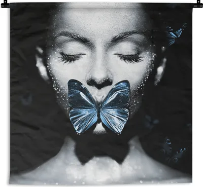 Produktbild von MuchoWow® Wandteppich Wandbehang Frau - Schmetterling - Schwarz - Weiß 60x60 cm Tapisserie Dekoration Wandtuch - Dekorationen - Wand Decke