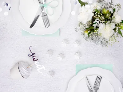 Immagine prodotto di Elegante runner da tavola in fibra, 36cm x 9m, oro o argento per matrimonio, colore a scelta: argento