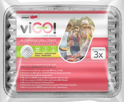 A package of aluminum grill trays with a family enjoying a barbecue in the background.