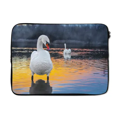 Produktbild von MuchoWow® Laptop Hülle 13 Zoll Schwan - Vogel - Sonnenuntergang - Wasser Laptoptasche - Laptophülle - Sleeve - Rundumschutz