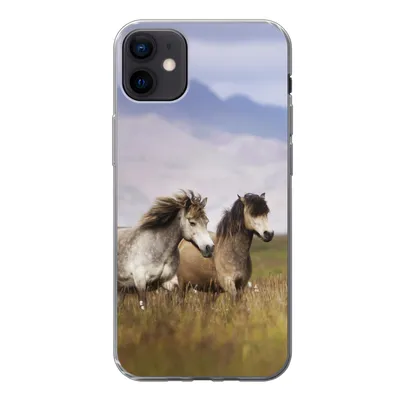 Produktbild von MuchoWow® Handyhülle Schutzhülle Hülle für iPhone 12 mini Pferde - Gras - Berge Silikon Softcase Handy Hülle - Bild