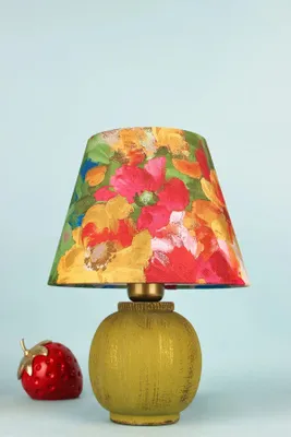 Produktbild von Opviq, Hochwertige Tischlampe, Keramikkörper, Grün, Ø25 h:20 cm, Höhe: 35 cm, Kabel: 150 cm, E27 Fassung, Max 40 W, IP20, Impressionismus Design – Ideal für stilvolle Räume.
