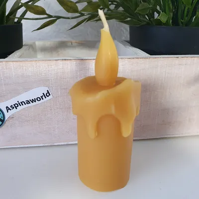 Produktbild von Bienenwachskerze schmelzende Kerze mit Flamme 10 cm