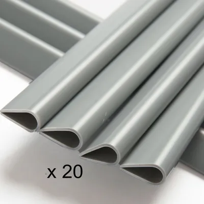 Obrázek produktu pro PVC fólie na zakrytí, šedá, rozměry 19 cm x 35 m, hmotnost 450 g/m², určená pro oplocení zahrady
