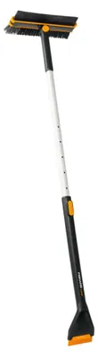 Obrázok produktu pre Teleskopická Stierka S Kefou 96-121Cm Fiskars Fs 1078492