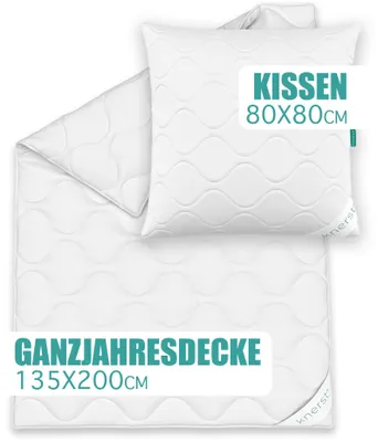 Produktbild von Bettdecke Set - Allergikergeeignet, Pflegeleicht & Atmungsaktiv - 2 teiliges Bettenset -  Europe - Bettdecke 135x200 cm und Kissen 80x80 cm