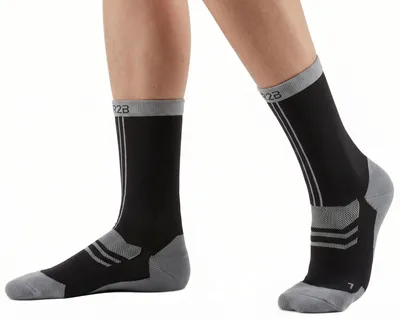 Produktbild von R2B Sport Kompressionssocken kurz schwarz grau Groesse L 42-45