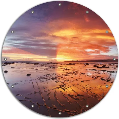 Produktbild von Wallario rundes Outdoor-Poster für Garten oder Balkon, Motiv Wattwanderung am Meer bei Sonnenuntergang, 90 cm Durchmesser
