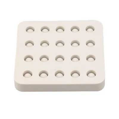 Zdjęcie produktu dla Forma silikonowa do komórek matecznych z wosku, pszczelarska, 4 rzędy, 96 x 92 x 14 mm