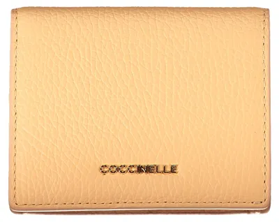 Image de Coccinelle portefeuille pour femme en cuir E2MW511D301_ARP47