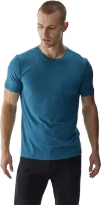 Produktbild von 4F Trainingsshirt mit 4FDry Technologie, schnelltrocknend, Interlockgewebe, Rundhals