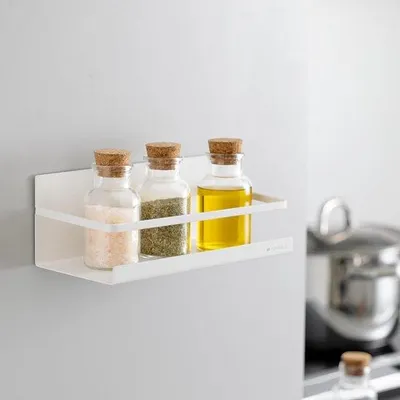 Produktbild von Küchenmagnet für Kräuter - 24,4 x 12 x 9,3 cm - Bohrfreies Küchenregal in Weiß