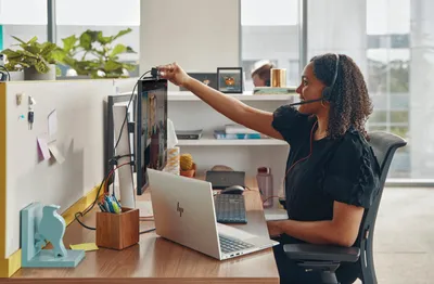 Produktbild von HP Poly Blackwire 3220 Stereo USB-C-Headset +USB-C/A Adapter (Packungseinheit), Kabelgebunden, Büro/Callcenter, 20 - 20000 Hz, Kopfhörer, Schwarz