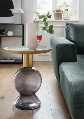 Produktbild von Beistelltisch >1112< in Tischplatte aus Emaille, Gestell Rauchglas - 57x50 (HxD)