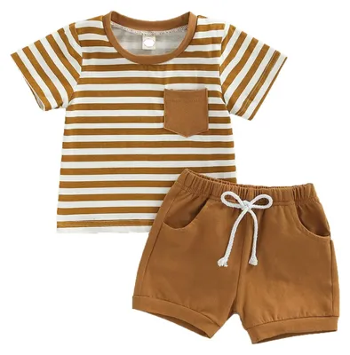 Immagine prodotto di Omgoods - Set di due pezzi per bambini, composto da maglietta e pantaloncini