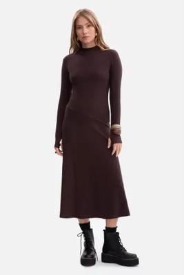 Obrázek produktu pro BeWear Dámské pletené šaty Microgam B299 čokoládová L