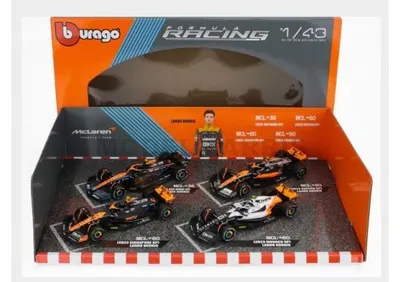 Imagen del producto de Bburago 1:43 Race Formula F1 4pac - Mclaren F1 Team Mcl38 (2024) #4 L.norris #81 O.piastri