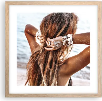 Produktbild von Gerahmtes Poster - Rahmen in heller Eiche - Haare Frau Strand - 40x40 cm - Wand Bild - Wanddeko - Wandbilder - Kunstposter - Wandposter - Bilderrahmen - Bilder - Kunstdruck - P2NAC40x40-4613