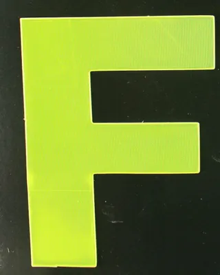 Produktbild von Conacord Reflektierender Klebebuchstabe F gelb 80 mm