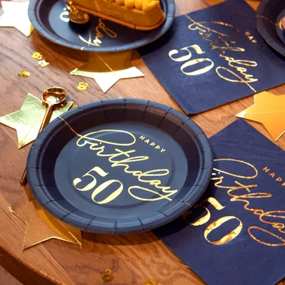 Imagen del producto de ¡Feliz Cumpleaños! Teller. 50 años. Plato de 18 cm. Paquete de 6 unidades.