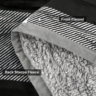 Zdjęcie produktu dla Unyqoos® Kołdra do przytulania, dwustronna, 127 x 152 cm – 100% mikrofibra flanelowa i sherpa, gruba, ciepła kołdra do salonu, w kratkę, kolor: biały/czarny/szary, waga: 1200 g